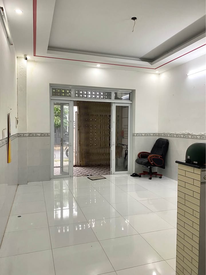 Nhà 2 tầng KDC Tràng An Bạc Liêu 69m² giá 1.4 tỷ - Tặng máy lạnh ngay!