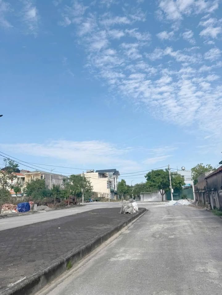 Đất nền Kim Bảng Hà Nam 65m² giá 1.1 tỷ - Gần trường, chợ tiện ích!