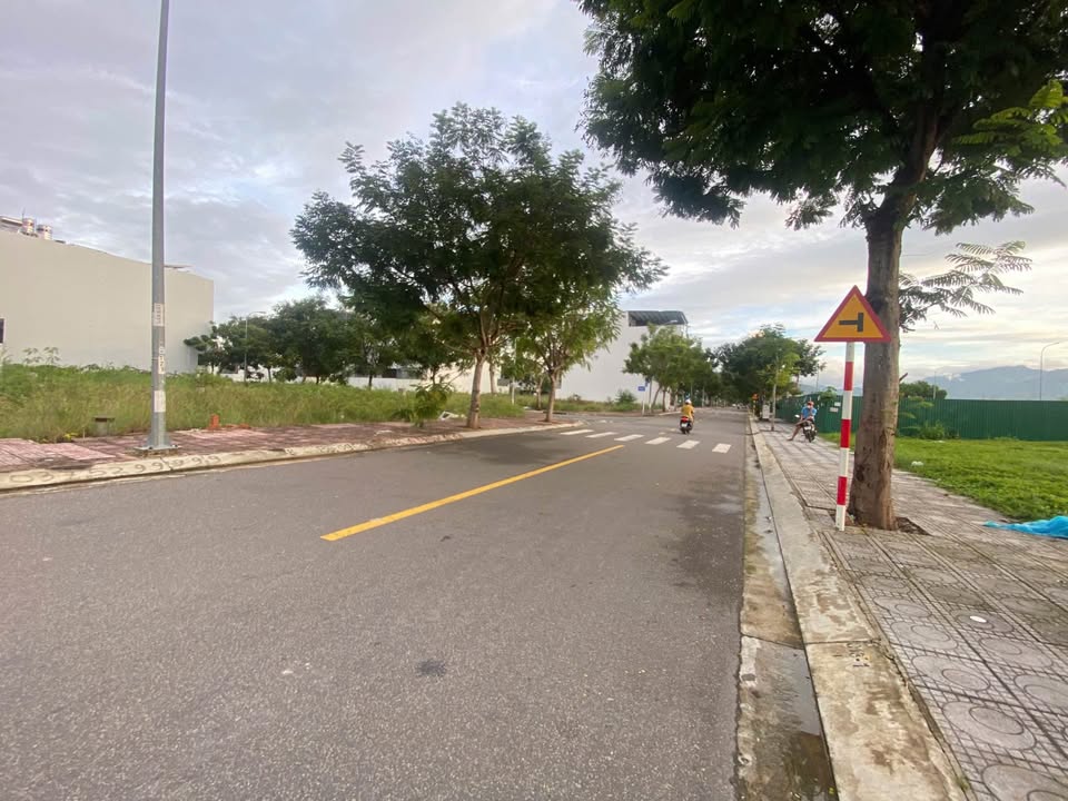 Đất mặt đường S21 - KĐT Hà Quang 2, Nha Trang 82m² giá 5.9 tỷ - Cơ hội đầu tư tuyệt vời!