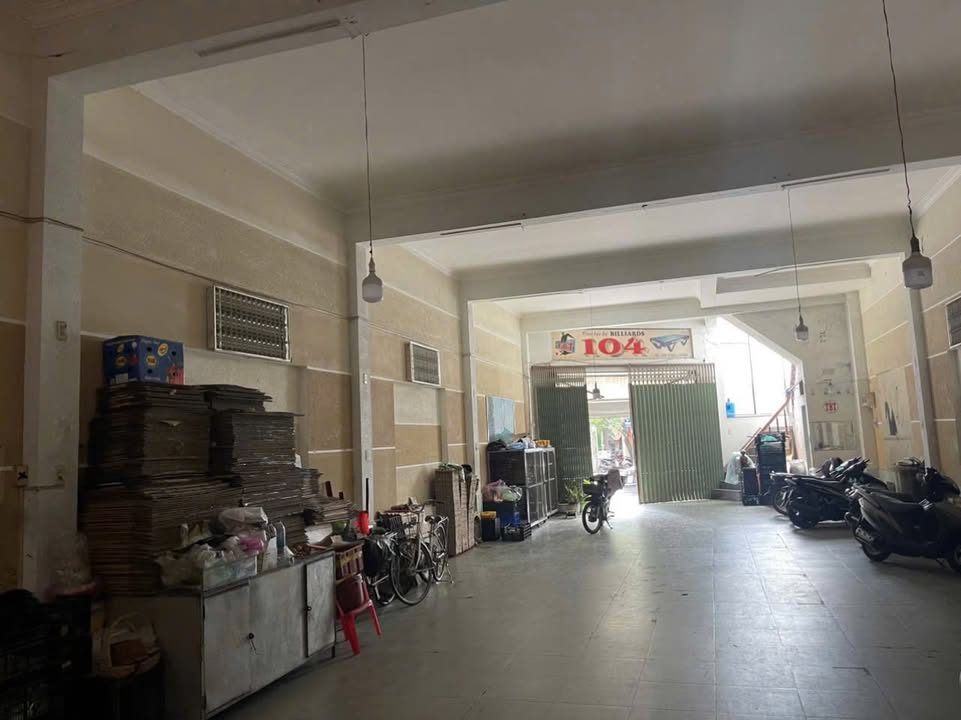 Nhà mặt tiền đường Trần Bình Trọng, Nha Trang 424m² giá 32 tỷ - Đầu tư sinh lời ngay!