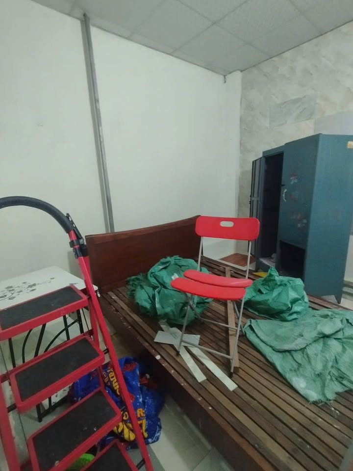 Phòng trọ chung chủ tại Xuân La, Tây Hồ 16m² giá 1.7 triệu - An ninh tốt, tiện nghi đầy đủ!