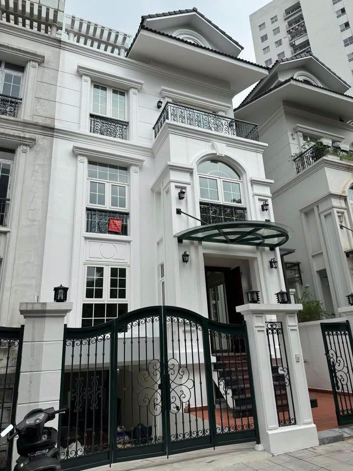 Cho thuê nhà mặt phố Võ Chí Công, Tây Hồ 131m² giá 80 triệu - Thiết kế tối ưu cho kinh doanh!