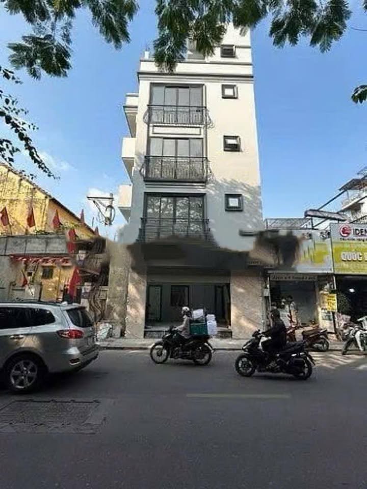 Cho thuê nhà mặt phố Thụy Khuê, Tây Hồ 30m² giá 33 triệu - Thiết kế hiện đại, thoáng mát!