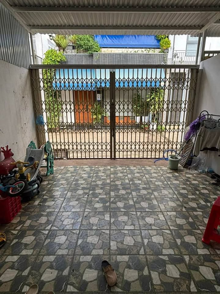 Nhà nguyên căn 1 trệt 1 lầu đường Trần Nhật Duật, Buôn Ma Thuột - Thuận tiện cho kinh doanh online!