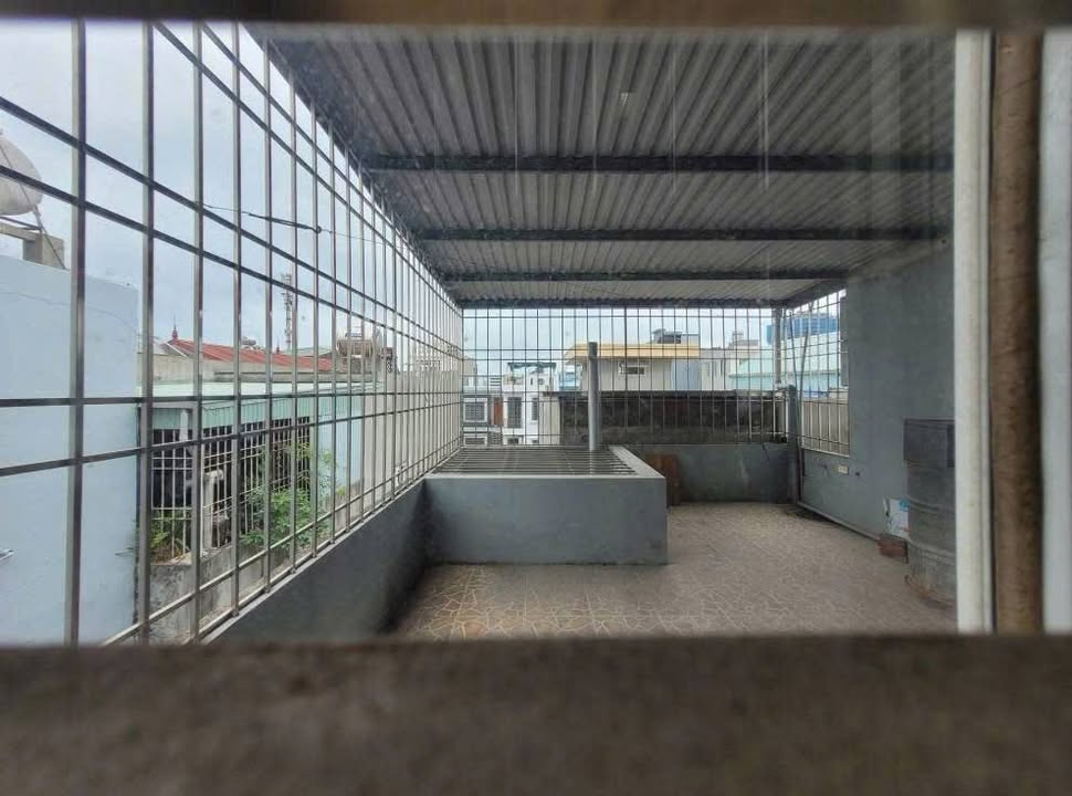 Nhà 3,5 tầng An Trang, An Đồng 72m² giá 5.85 tỷ - Sổ đỏ chính chủ, tiện ích đầy đủ!