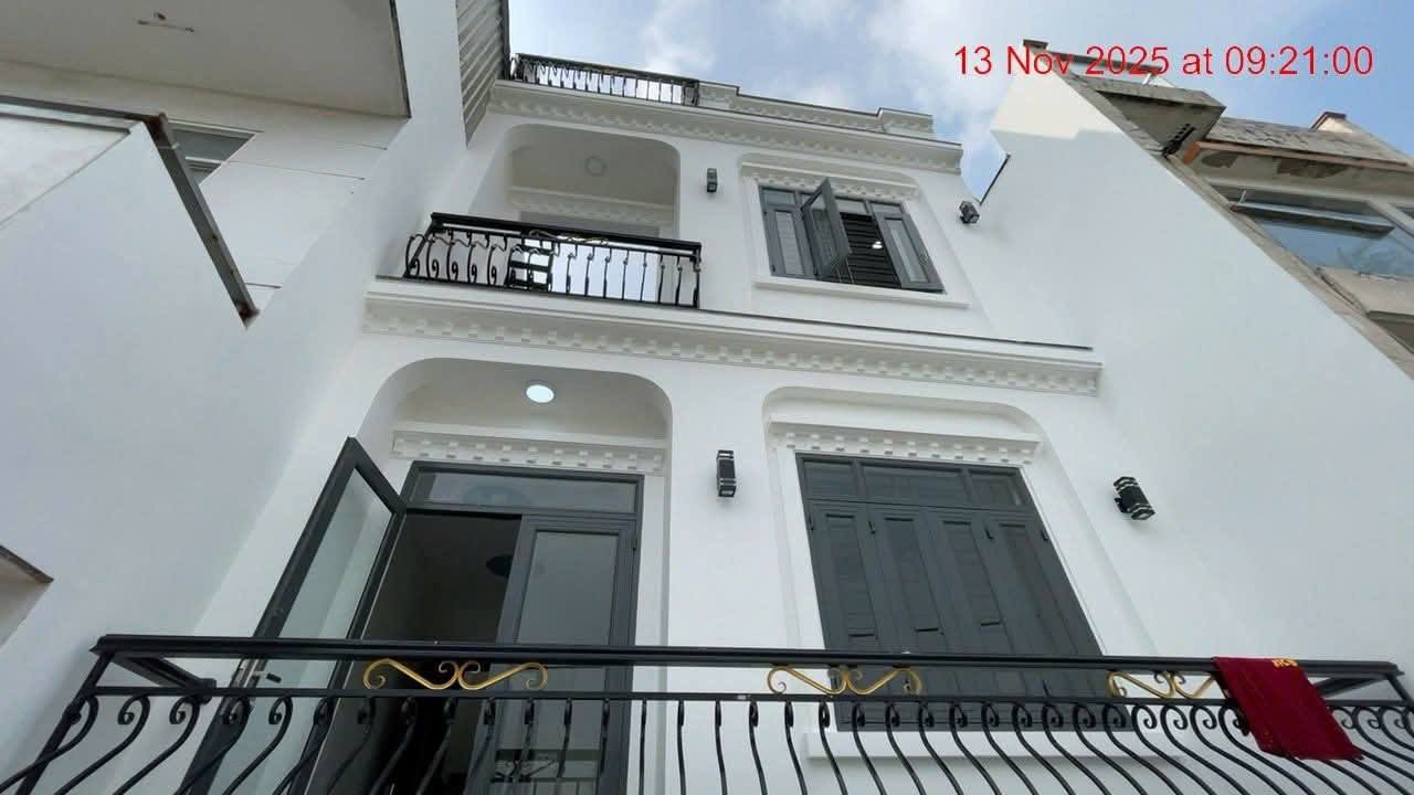 Nhà bán Bình Tân 68m² giá 5.3 tỷ - Hoàn công, sổ hồng chính chủ!