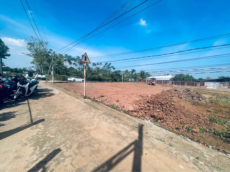 Đất nền Bàu Trâm 107m² giá chỉ từ 730 triệu - Sổ riêng thổ cư, tiện ích đầy đủ!