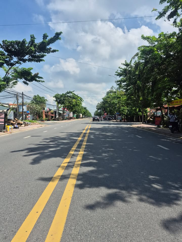 Bán đất mặt tiền Nguyễn Văn Linh, Long Hoa, Tây Ninh - Giá tốt cho đầu tư!