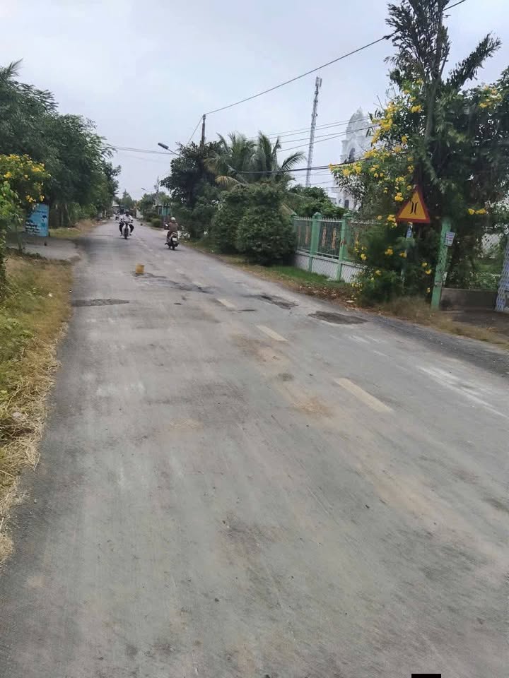 Đất thổ cư mặt tiền HL 02 Gia Thuận, 172m² giá chỉ 1.15 tỷ - Kinh doanh thuận lợi!