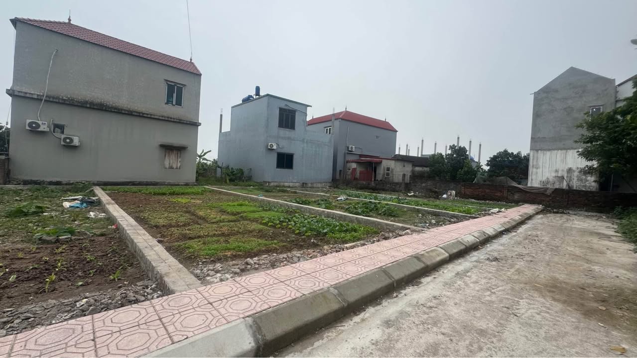 Đất Hồng Sơn, Mỹ Đức 100m² giá chỉ 1 tỷ - Cơ hội hiếm có!