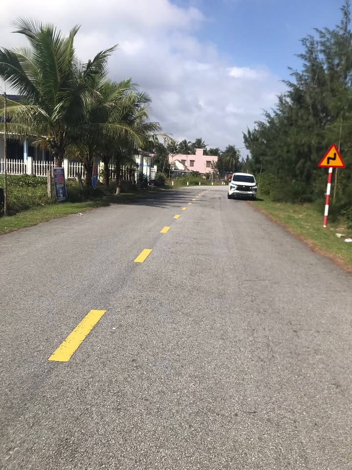 Đất nền 1000m² đường Thanh Niên, xã Tam Tiến - Chỉ 900 triệu, sổ đỏ chính chủ!