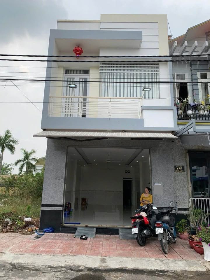 Nhà bán 1 trệt 1 lầu tại chợ Cái Sao, TP Long Xuyên - Giá 3.5 tỷ, thương lượng tốt!