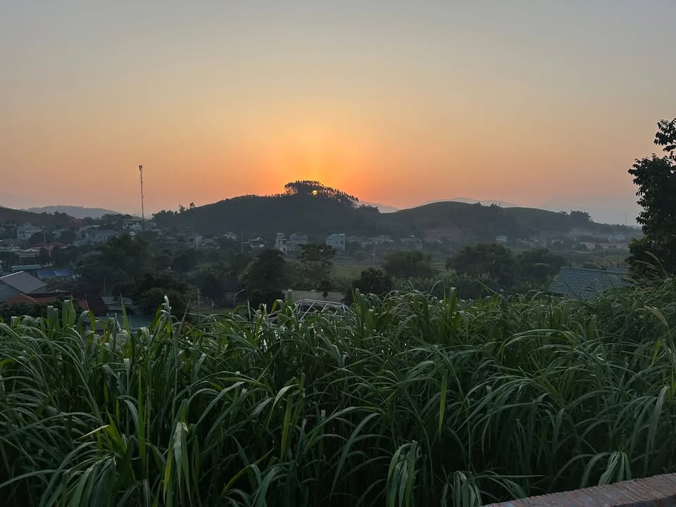 Đất nghỉ dưỡng Minh Hồng, Ba Vì 1979m² chỉ 2.057 tỷ - View triệu đô tuyệt đẹp!