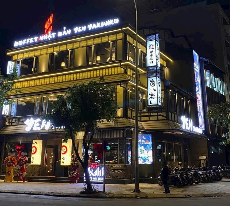 Biệt thự cho thuê mặt phố Linh Lang quận Ba Đình 100m² - Vị trí đắc địa, sẵn sàng kinh doanh!