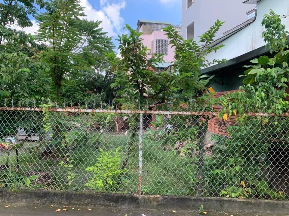 Đất thổ cư 100m² tại quận 12, Trung Mỹ Tây - Sổ hồng riêng, giá 5.6 tỷ