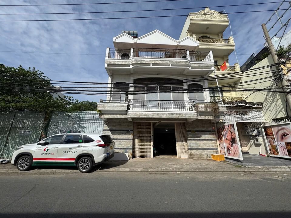Nhà mặt tiền hẻm 730 Hương Lộ 2, Bình Tân, 180m² giá 20 tỷ - Cơ hội đầu tư hiếm có!