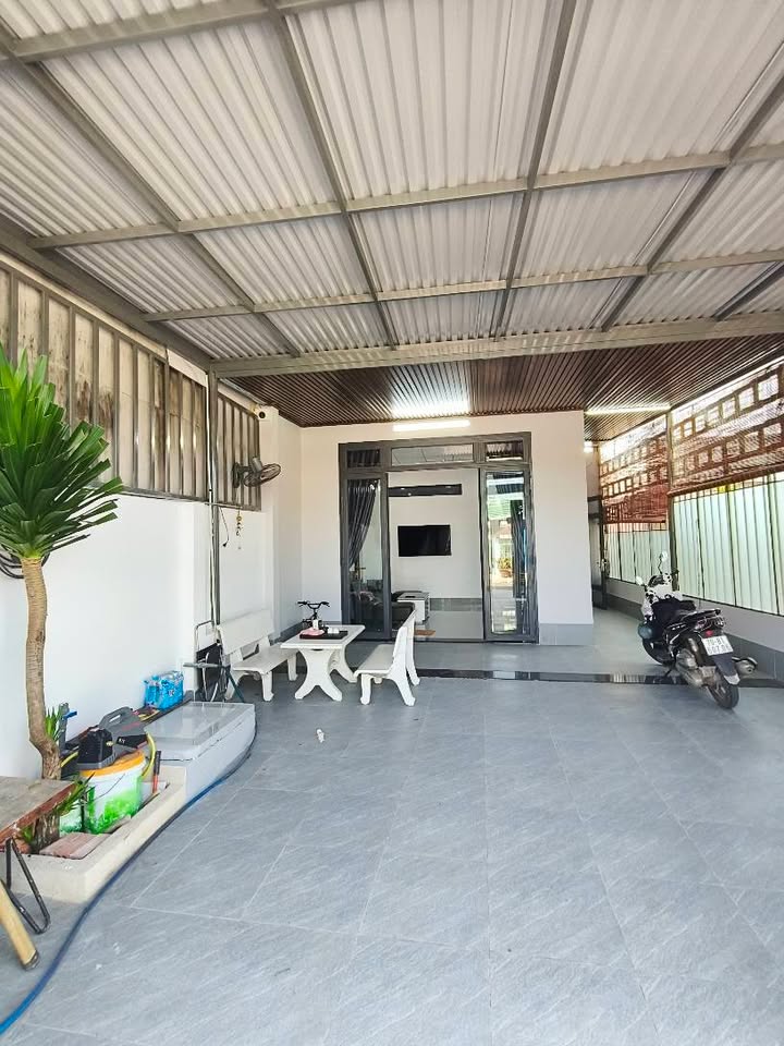 Nhà Đẹp Hiện Đại Phường Bình Minh 126m² giá 1.48 tỷ - Sẵn sàng vào ở ngay!