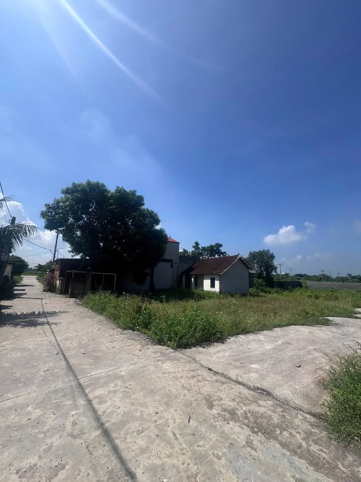 Đất lô góc tại thôn Từ Thuận, Phú Xuyên, 82m² giá chỉ 2.59 tỷ - Tiềm năng phát triển lớn!