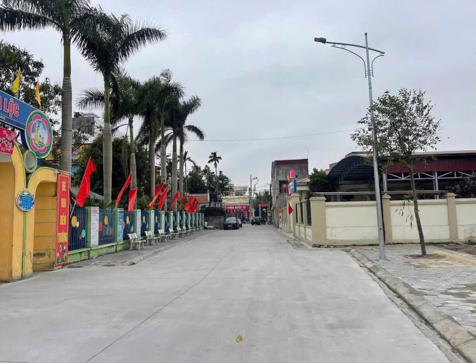 Đất đấu giá chợ cuối, thị trấn Gia Lộc 80m² giá 4 tỷ - Đối diện trường mầm non!