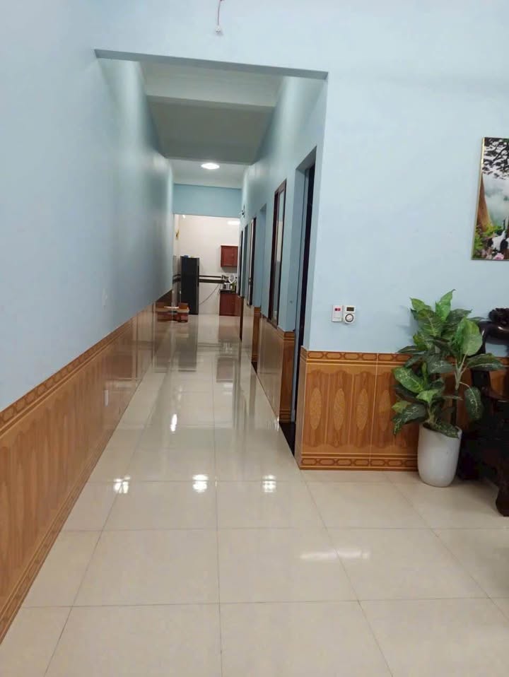 Nhà 2 tầng mặt đường trung tâm quận Kiến An 123m² giá 6.1 tỷ - Đầu tư sinh lời ngay!