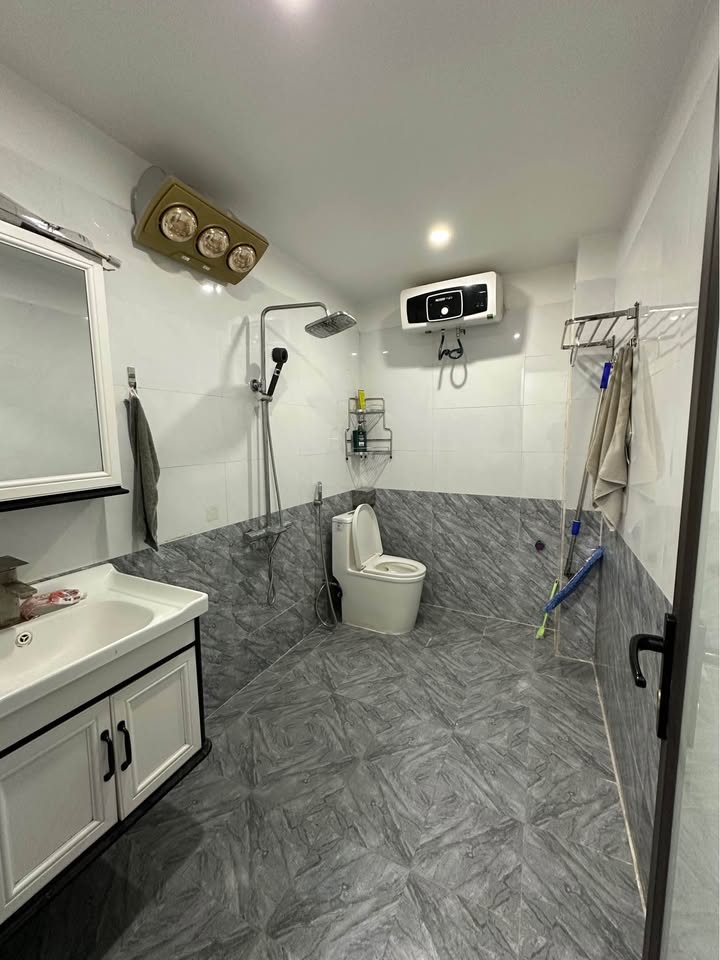 Bán nhà mặt đường Mương Trại, quận Lê Chân, 56m² giá 6.8 tỷ - Vị trí kinh doanh đỉnh cao!