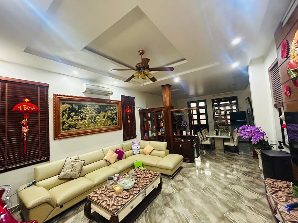 Nhà 4 tầng khu 5 Vĩnh Niệm - 130m² giá 11 tỷ - Gần AEON Mall!