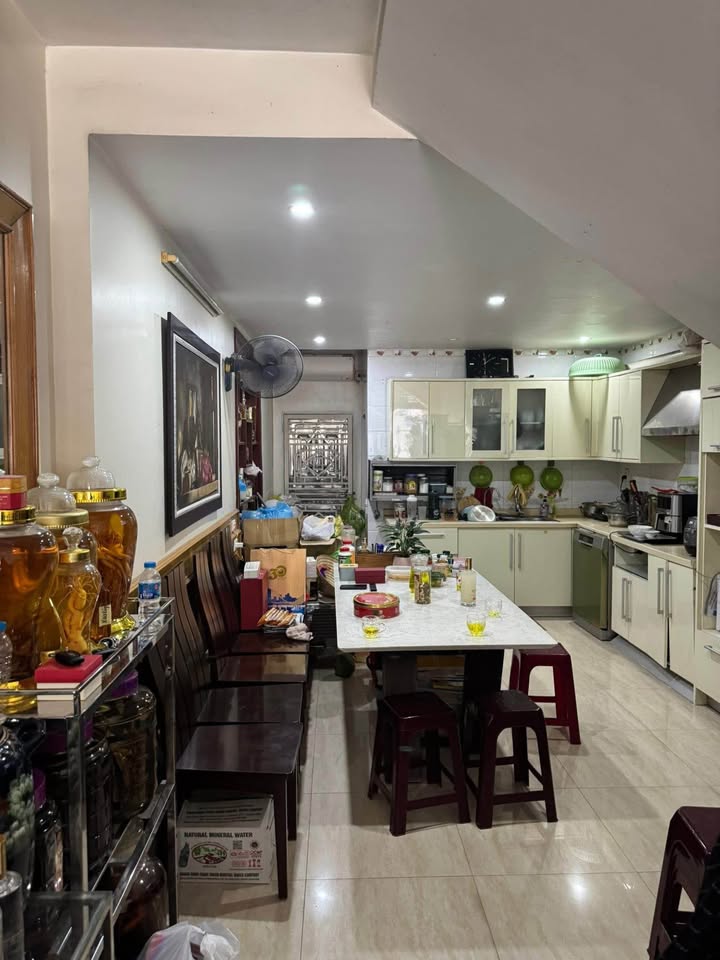 Nhà mặt đường Đào Đô, Hồng Bàng 39.6m² giá 4.8 tỷ - Cắt lỗ nhanh chóng!