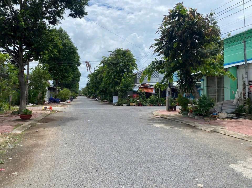 Đất nền Trường An, Vĩnh Long 120m² giá 1.6 tỷ - Vị trí tiềm năng sinh lời!