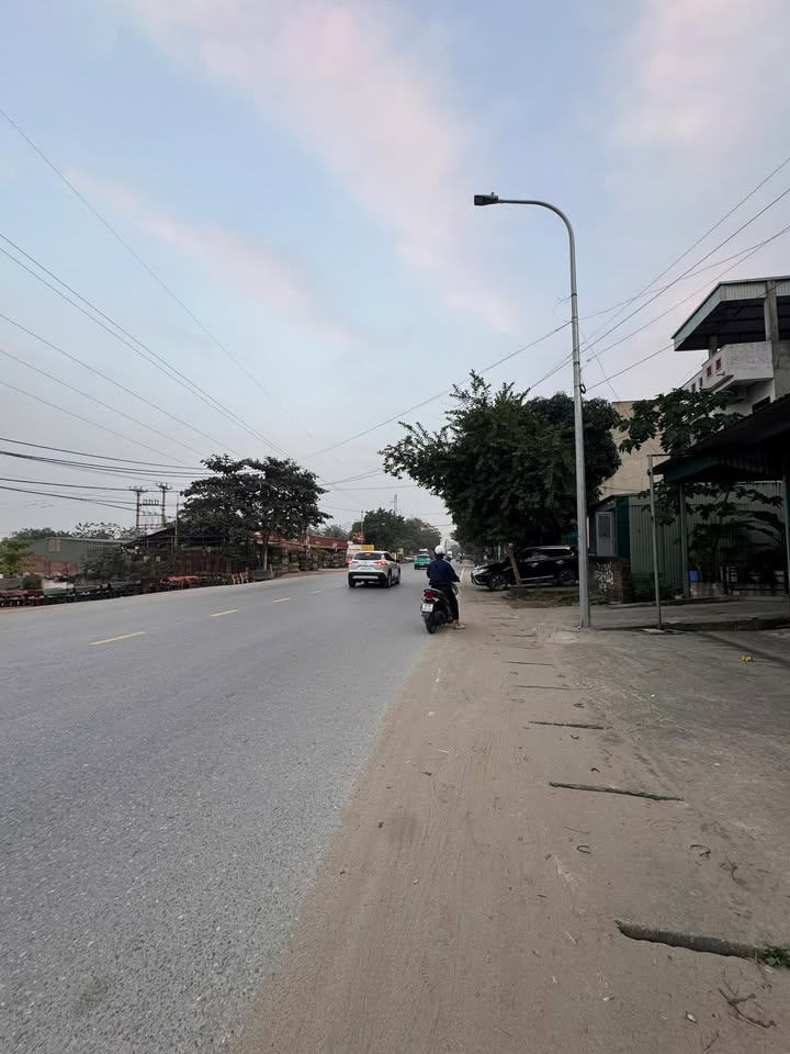 Đất nền 72m² Lạc Long Quân, Việt Trì - Kinh doanh sầm uất, chỉ 4 tỷ!