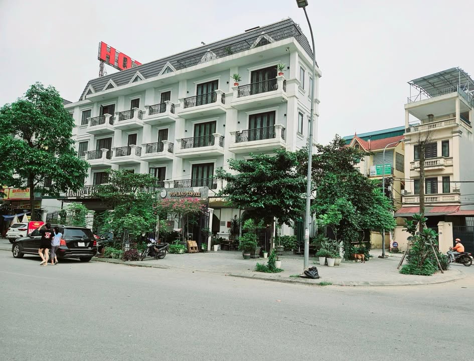 Cho thuê mặt bằng Huỳnh Thúc Kháng, Đống Đa 700m² - Vị trí kinh doanh lý tưởng!