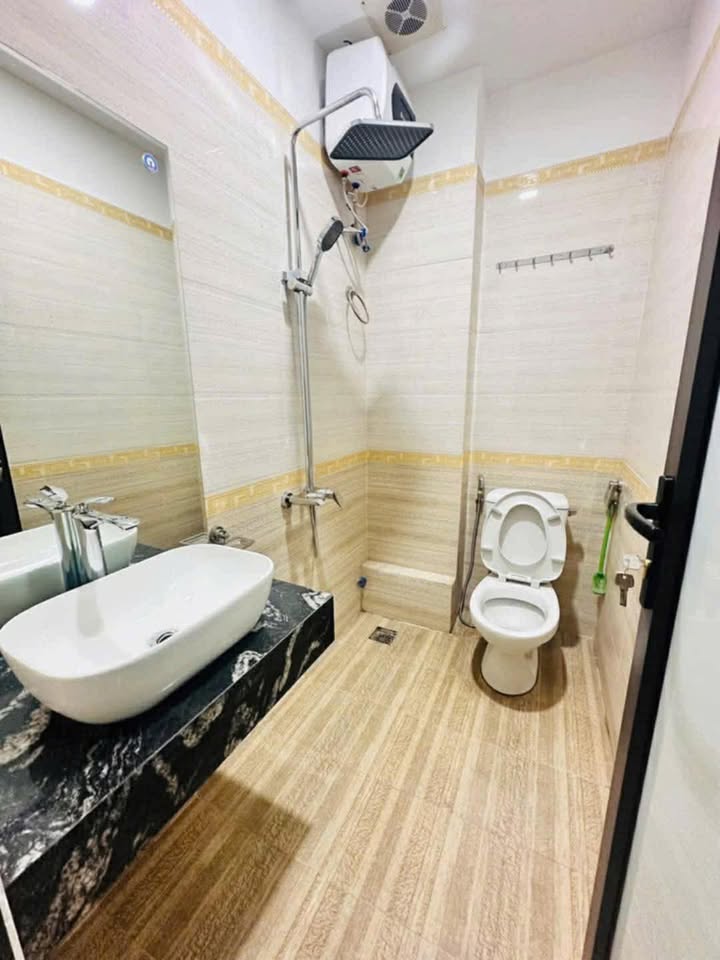 Nhà cho thuê 30m² tại Xuân Đỉnh - Gần chợ và trường học - Giá 10 triệu/tháng!