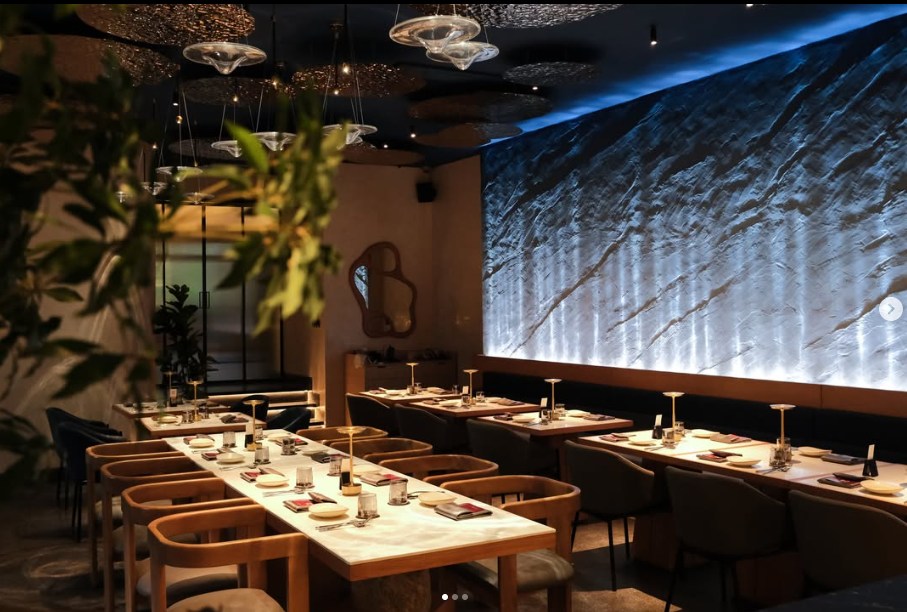 Biệt thự sân vườn phố Linh Lang 100m² giá 60 triệu - Thích hợp làm nhà hàng, cafe!