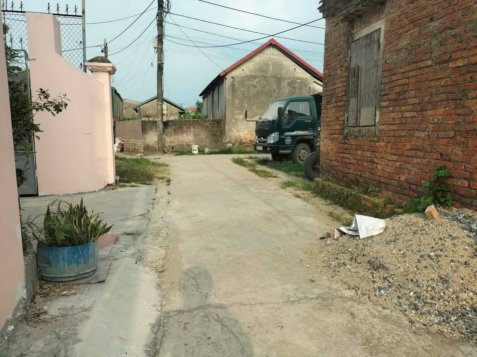 Đất nền Thượng Hồng, Yên Mỹ 64m² giá 1.2 tỷ - Đường ô tô, gần chợ và trường học!