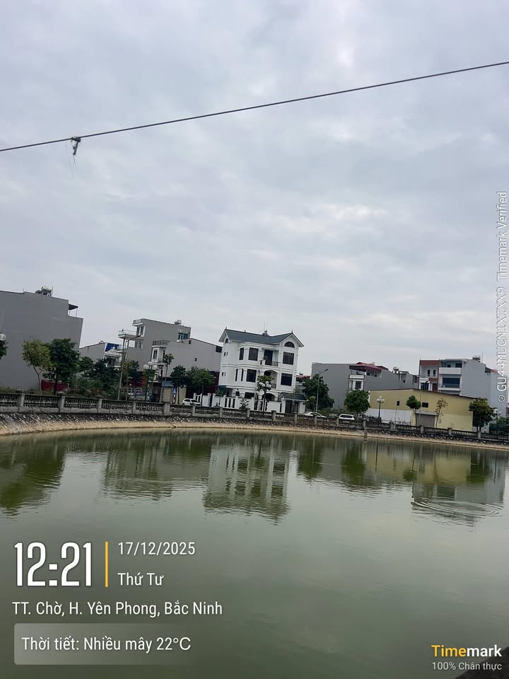 Nhà 3 tầng Thị trấn Chờ, Yên Phong 74m² giá 7 tỷ - Không khí trong lành, hàng xóm thân thiện!