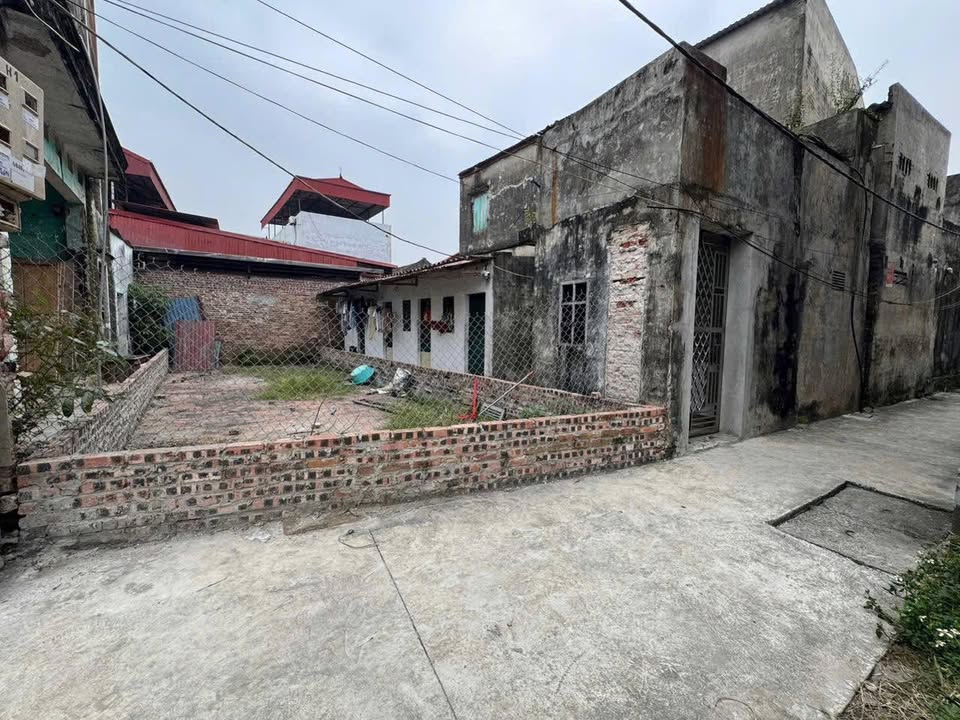 Đất nền Từ Sơn 54m² giá 1 tỷ - Gần chợ xóm Chúc, tiện ích đầy đủ!