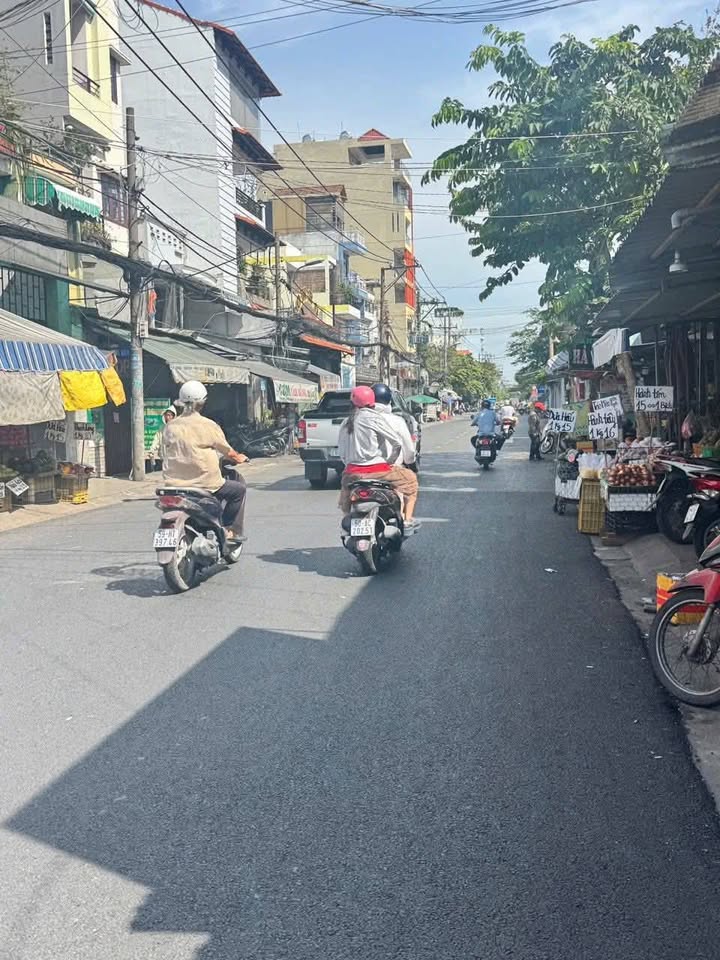 Nhà mặt tiền Tôn Thất Thuyết, Quận 4, 78m² giá 4.2 tỷ - Đầu tư sinh lời ngay!