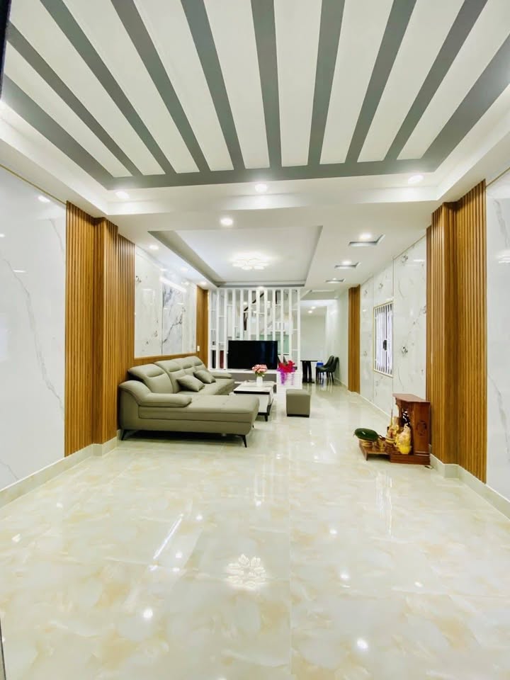 Nhà đẹp Hẻm 1 Sẹc Huỳnh Tấn Phát, Nhà Bè 85m² giá chỉ 5 tỷ - Đầu tư lý tưởng!