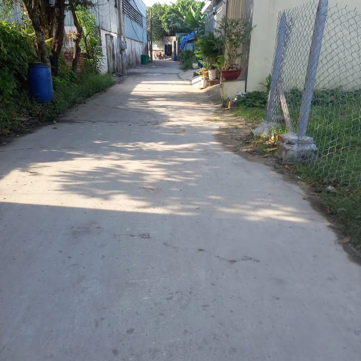 Đất thổ cư Vĩnh Phú 136.9m² giá 4.1 tỷ - Vị trí thoáng mát, xe 7 chỗ vào tận nơi!