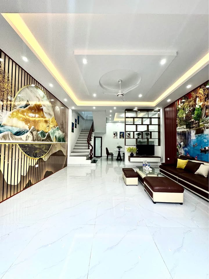 Nhà 3 tầng Nam Bình 55m² giá 4 tỷ - Gần chợ, trường học