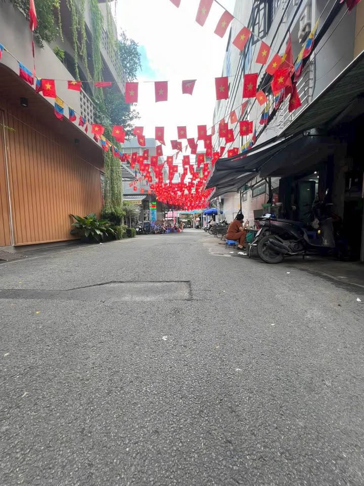 Nhà 5 Tầng Mặt Tiền Đường Số 24m² giá 4.45 tỷ - Chính Chủ, Ô Tô Đến Cửa!