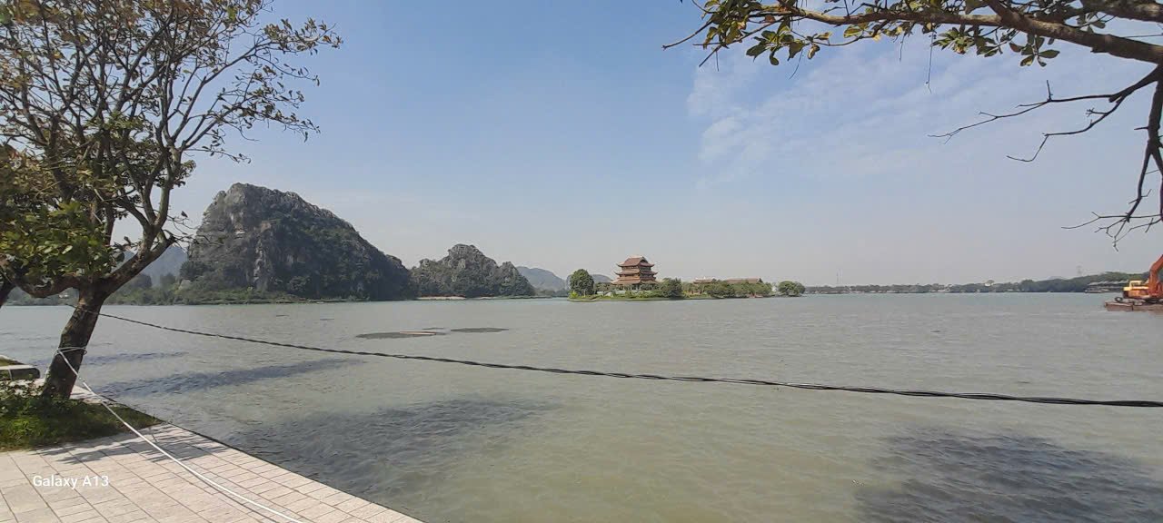 Đất nền lô góc Trịnh Tú 339m² giá 20 tỷ - Tiềm năng kinh doanh lớn!