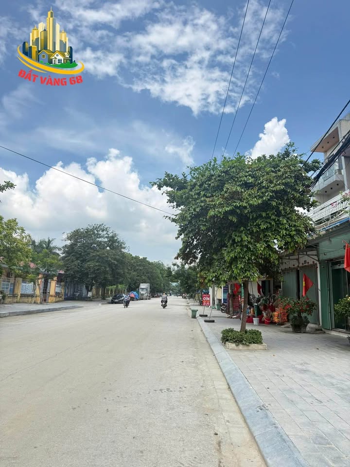 Bán lô đất Ninh Bình 86,6m² giá 21 tỷ - Mặt tiền rộng kinh doanh thuận lợi!