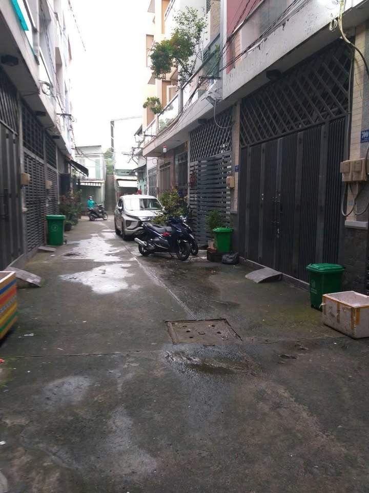 Nhà phố Hẻm 1/ Tỉnh Lộ 10, Bình Trị Đông, 21m² giá 2.5 tỷ - Thiết kế hiện đại, an ninh tốt!