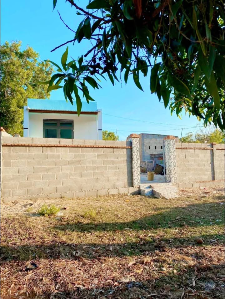 Đất nền Mũi Né 200m² giá chỉ 300 triệu - Cơ hội đầu tư tuyệt vời!