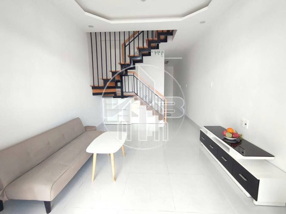 Nhà phố Đà Lạt 50m² giá 2.95 tỷ - Vị trí thuận lợi, sẵn sàng ở ngay!