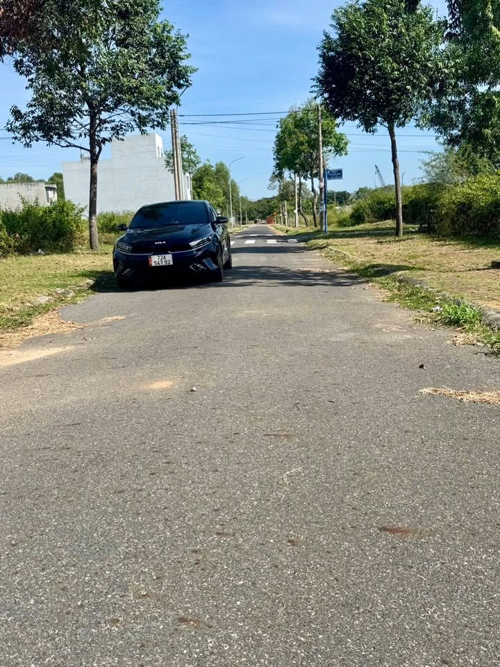 Đất nền Bà Rịa 85m² giá 1.95 tỷ - Lô góc 3 mặt tiền sát bệnh viện!