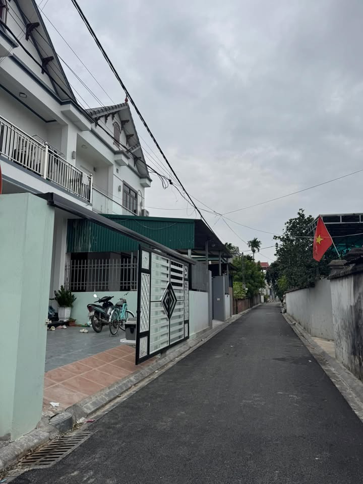 Đất nền thôn Đình Trung, Đông Anh 99m² giá chỉ 500 triệu - Mặt tiền thông thoáng!