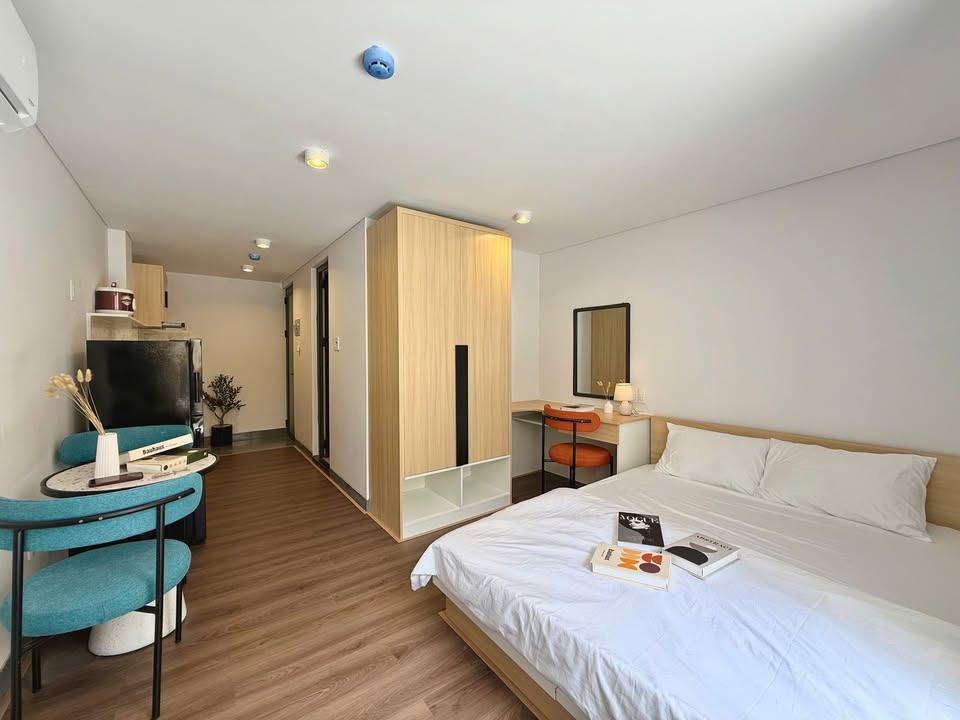 Căn hộ cho thuê đường Điện Biên Phủ, Bình Thạnh - Ban công riêng, thang máy tiện lợi!