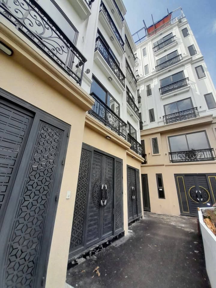 Nhà 5 tầng Trịnh Văn Bô, Vân Canh 38.6m² chỉ 6 tỷ - Đầu tư sinh lời ngay!