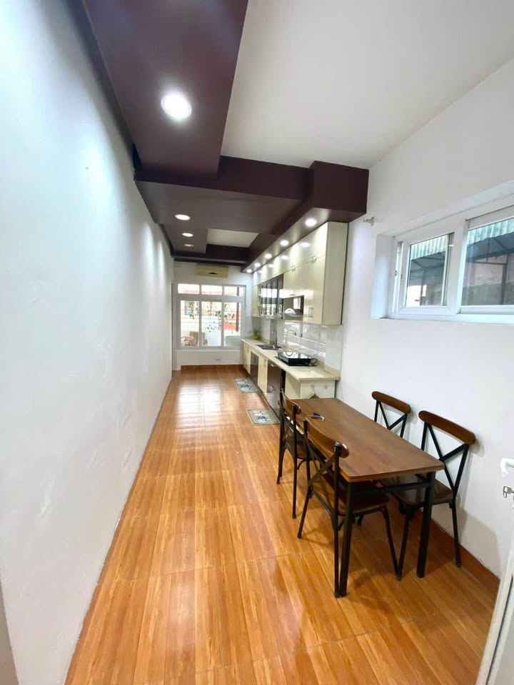 Căn hộ cho thuê tại Đội Cấn, Ba Đình 65m² - Nội thất đầy đủ, giá tốt!